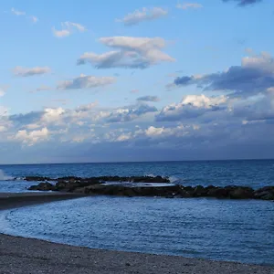casa-rina-ventimiglia.hotelitalianriviera.com/